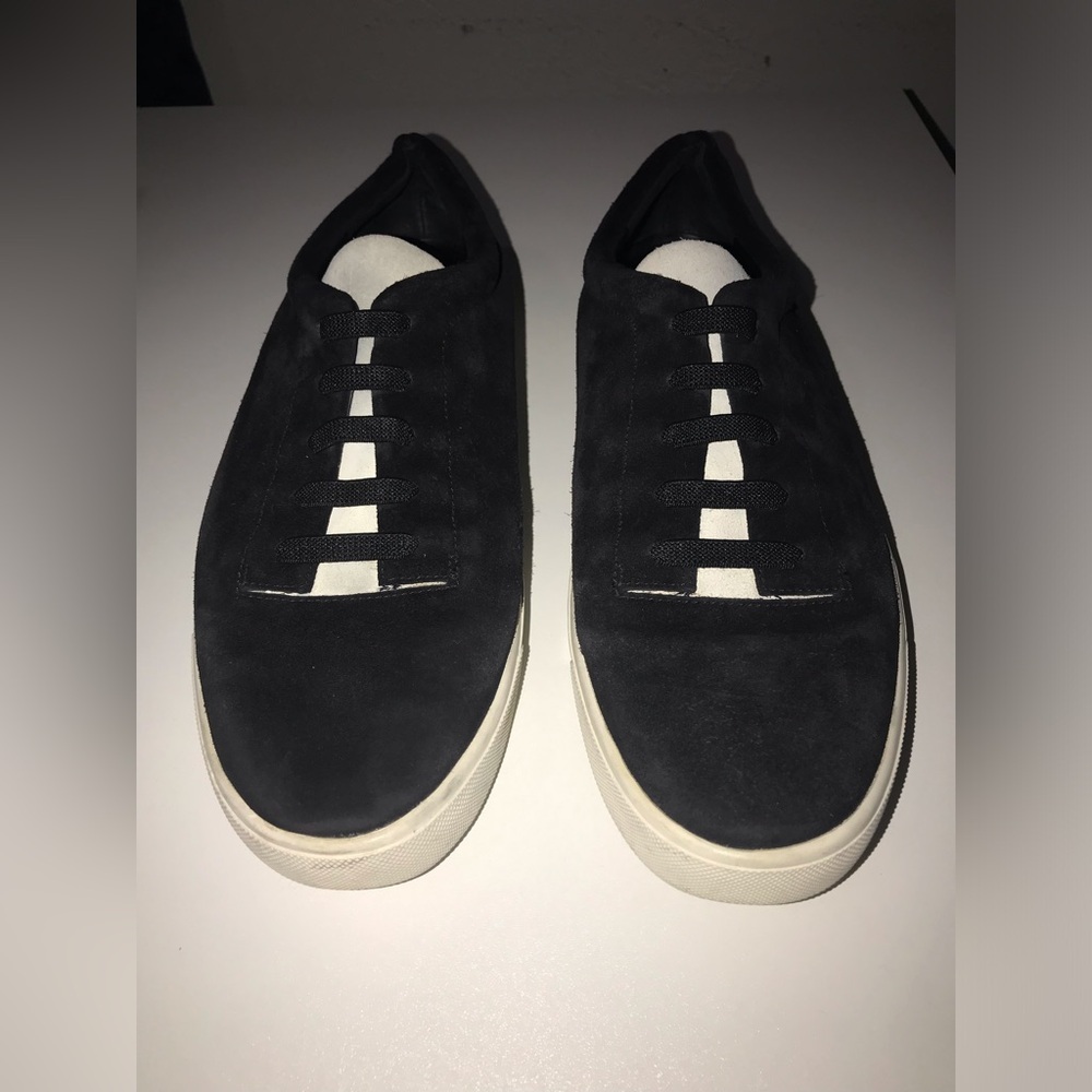 Vince. Sneaker Loafers Casual Shoes, Elastic Laces, Black/ White Size 9.5M - Picture 10 of 10